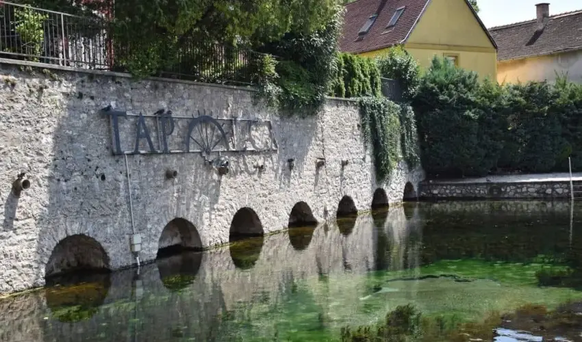 Malom-t Vendghz Tapolca - Karcsony (min. 2 j)