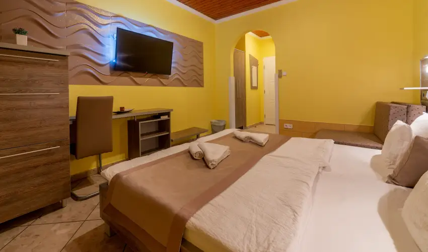 Mrvny Panzi Hajdszoboszl - Karcsony (min. 3 j)