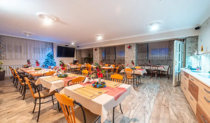 Mrvny Panzi Hajdszoboszl - Karcsony (min. 3 j)