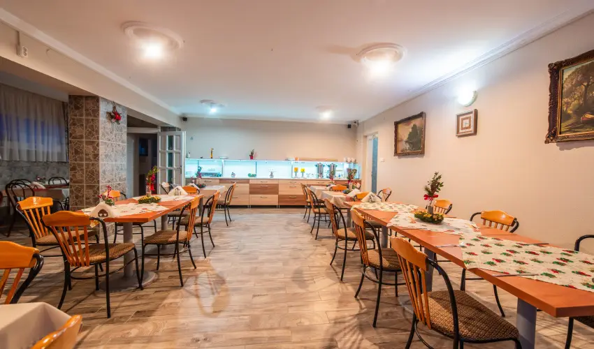 Mrvny Panzi Hajdszoboszl - Karcsony (min. 3 j)