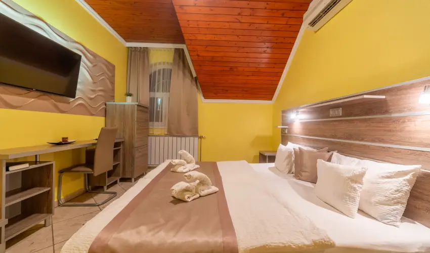 Mrvny Panzi Hajdszoboszl - Karcsony (min. 3 j)