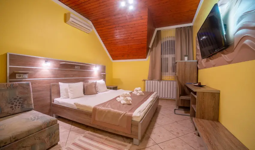 Mrvny Panzi Hajdszoboszl - Karcsony (min. 3 j)