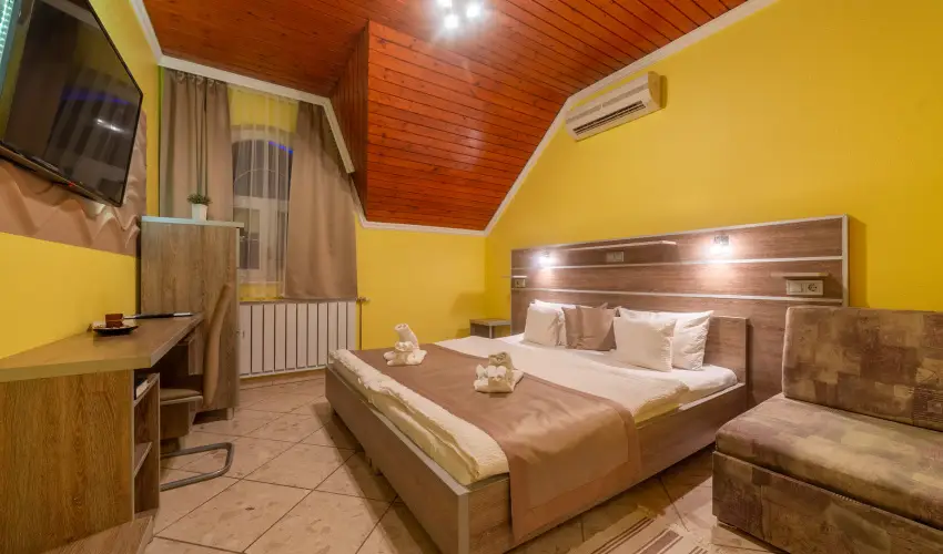 Mrvny Panzi Hajdszoboszl - Karcsony (min. 3 j)