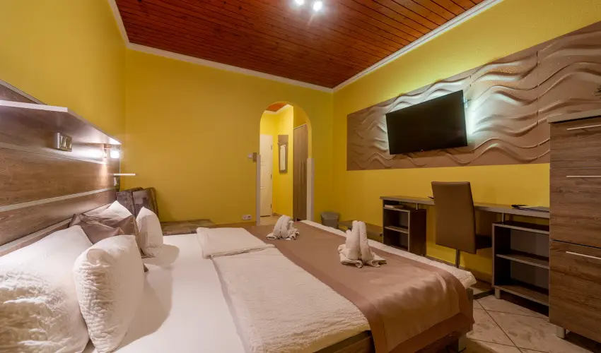 Mrvny Panzi Hajdszoboszl - Karcsony (min. 3 j)