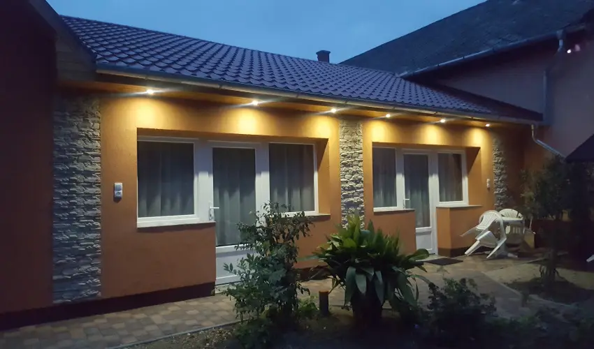 Mary Apartman Hajdszoboszl - Karcsony (min. 2 j)