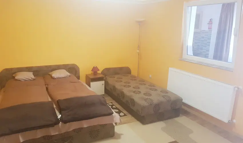 Mary Apartman Hajdszoboszl - Karcsony (min. 2 j)