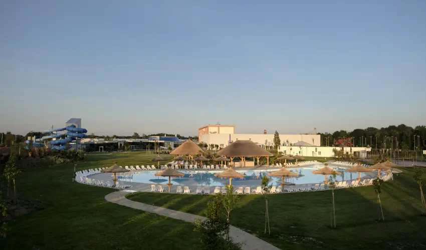 Mjus Resort & Thermal Park Krmend - Karcsony (min. 2 j)