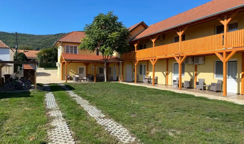 Montana Vendghz Balatonederics - Karcsony