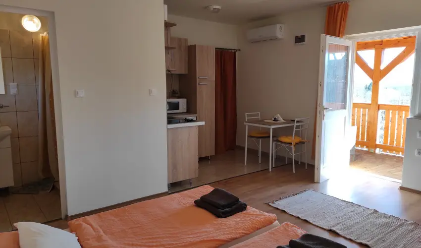 Montana Vendghz Balatonederics - Karcsony