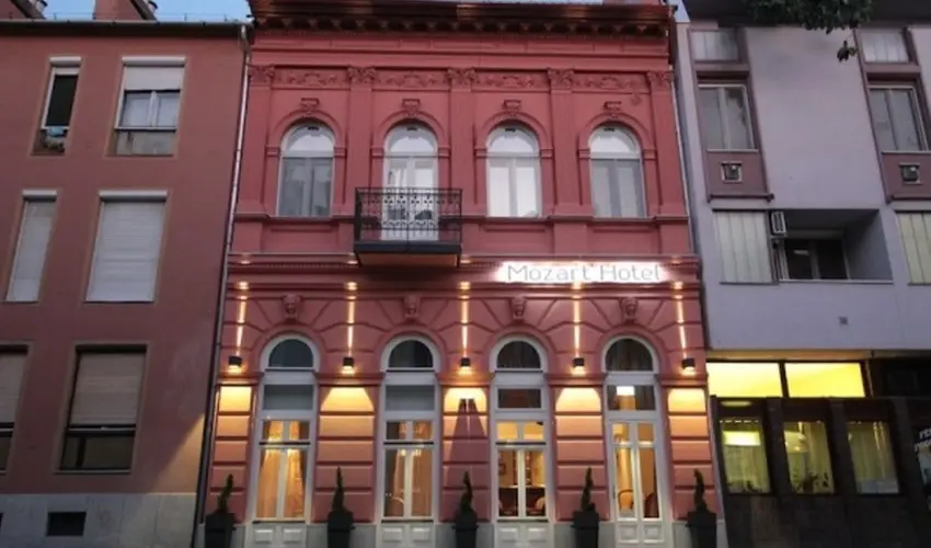 Mozart Hotel Szeged - Karcsony 