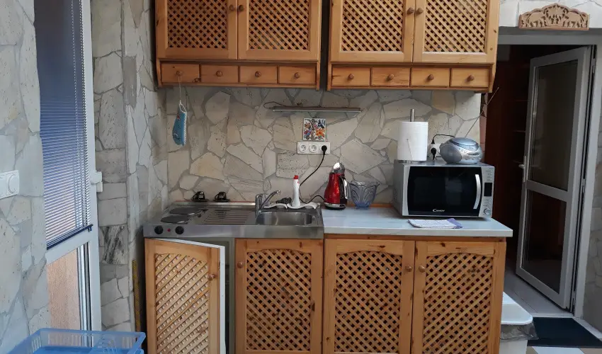 Napsugr Kenzy Lux Apartman Vendghzak Hajdszoboszl - Karcsony (min. 2 j)