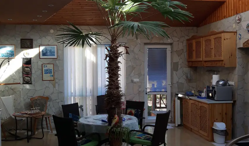 Napsugr Kenzy Lux Apartman Vendghzak Hajdszoboszl - Karcsony (min. 2 j)