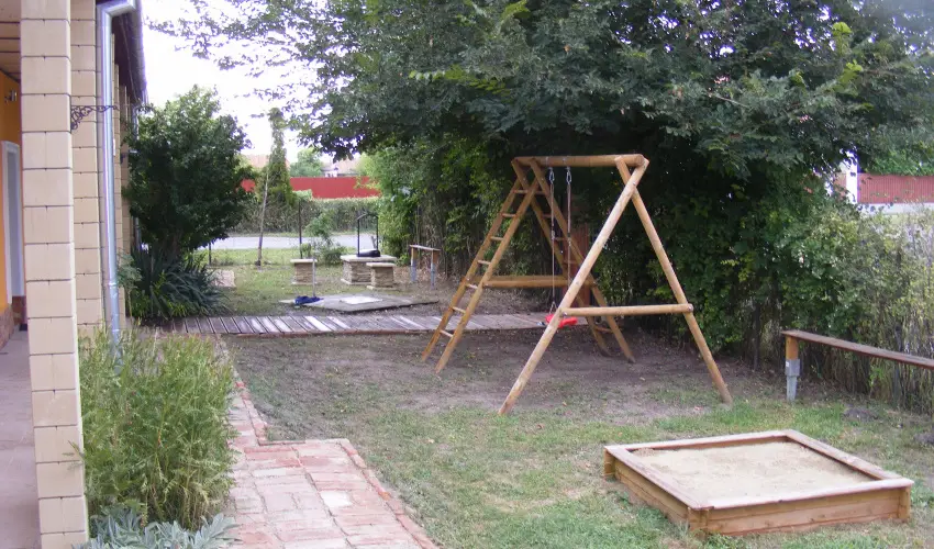 Ngy Glya Apartman Sarud - Karcsony (min. 2 j)