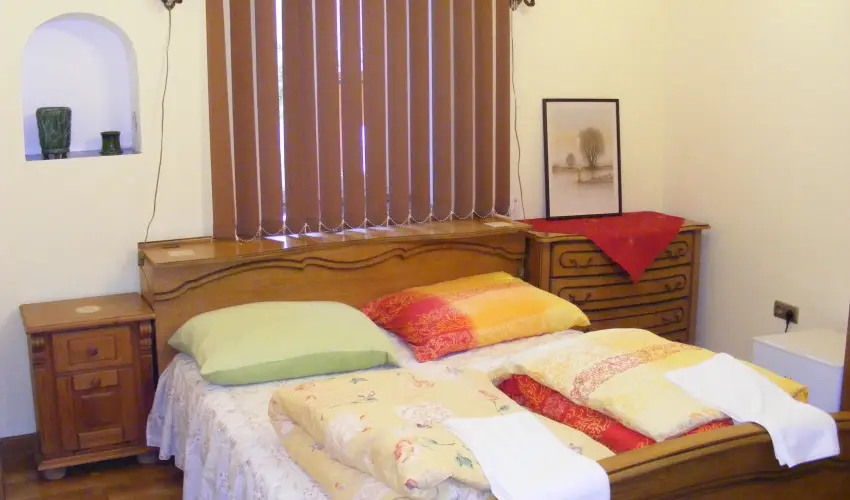 Ngy Glya Apartman Sarud - Karcsony (min. 2 j)