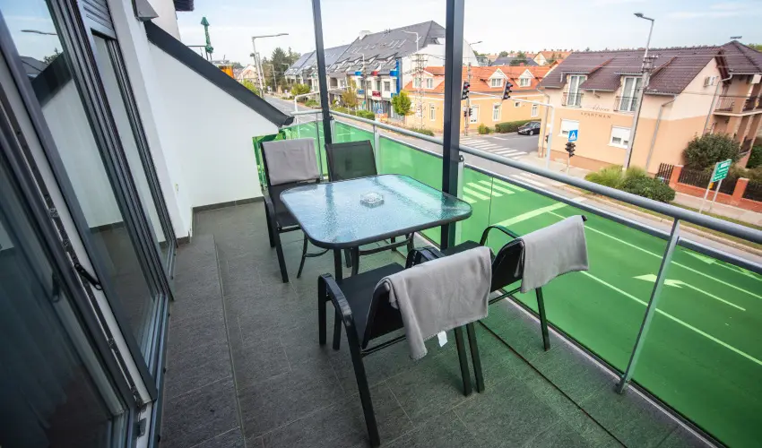 Nmeth Apartmanok Srvr - Karcsony