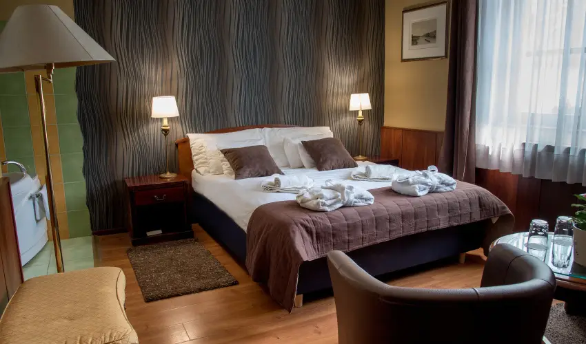 Nyerges Hotel Terml Monor - Karcsony