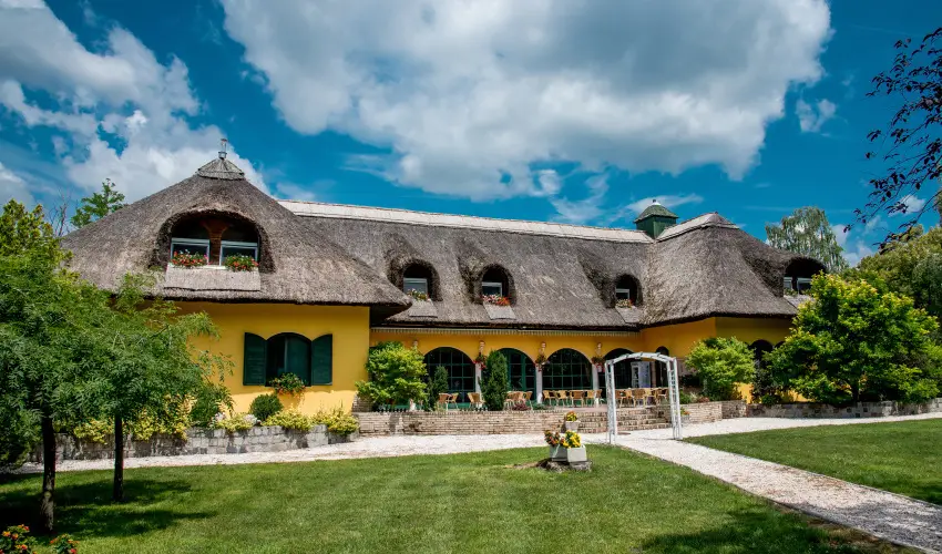 Nyerges Hotel Terml Monor - Karcsony