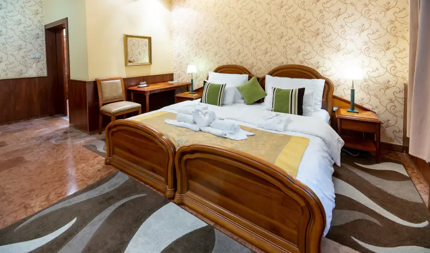 Nyerges Hotel Terml Monor - Karcsony