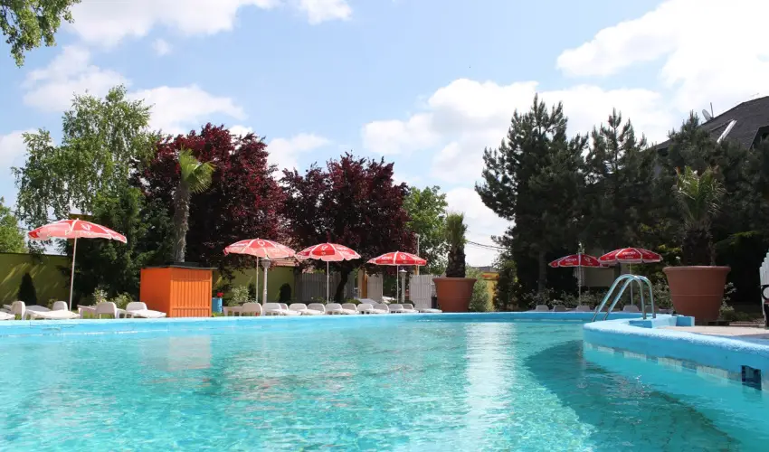 Oázis Wellness Panzió Szigetszentmiklós - Karácsony