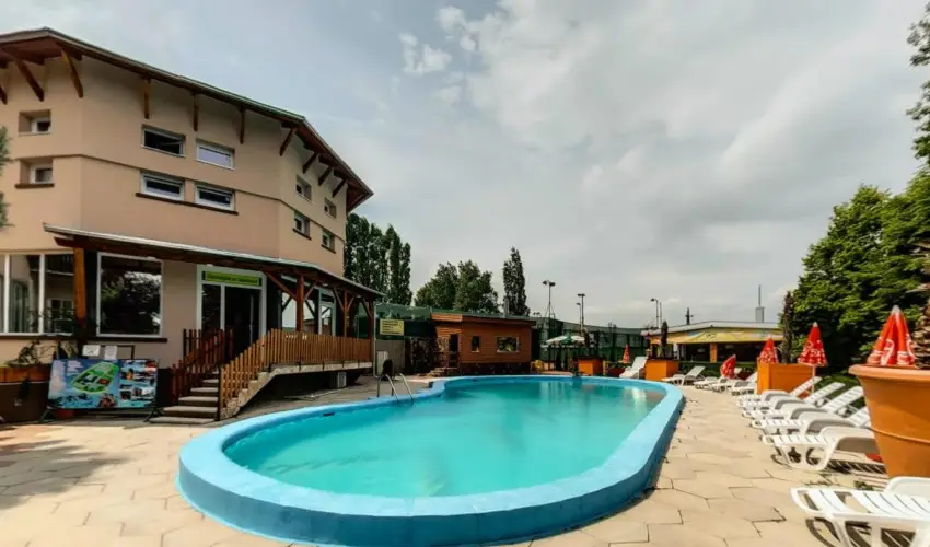 Oázis Wellness Panzió Szigetszentmiklós - Karácsony