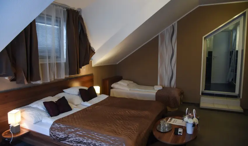 Oázis Wellness Panzió Szigetszentmiklós - Karácsony