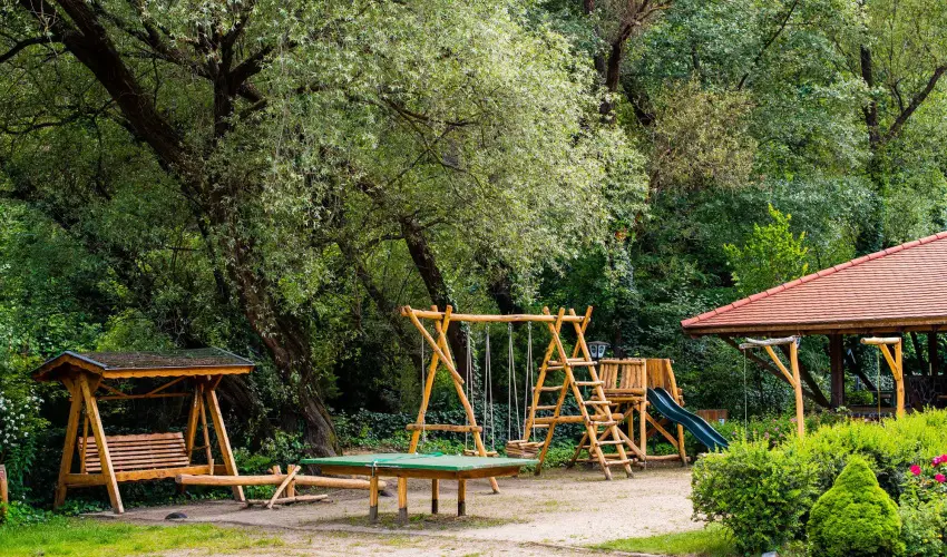 ko-Park Panzi Szarvask - Karcsony