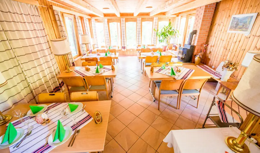 ko-Park Panzi Szarvask - Karcsony