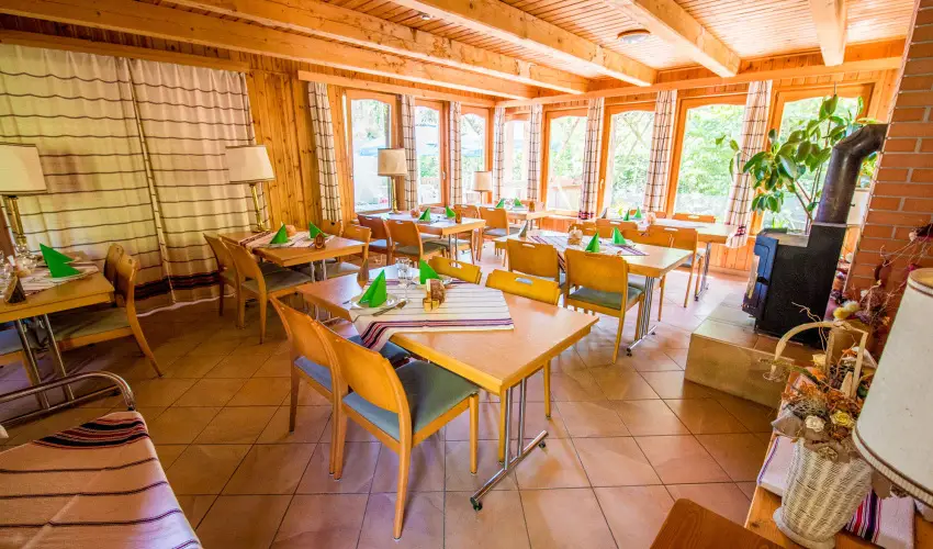 ko-Park Panzi Szarvask - Karcsony