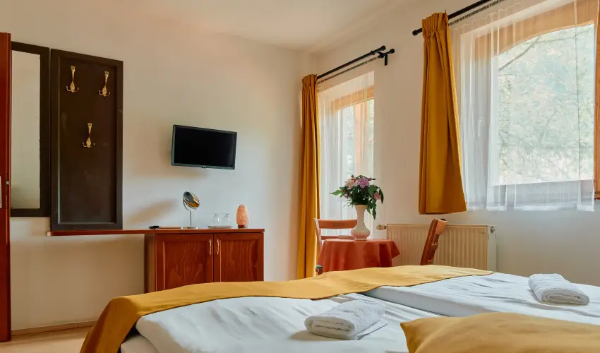 ko-Park Panzi Szarvask - Karcsony