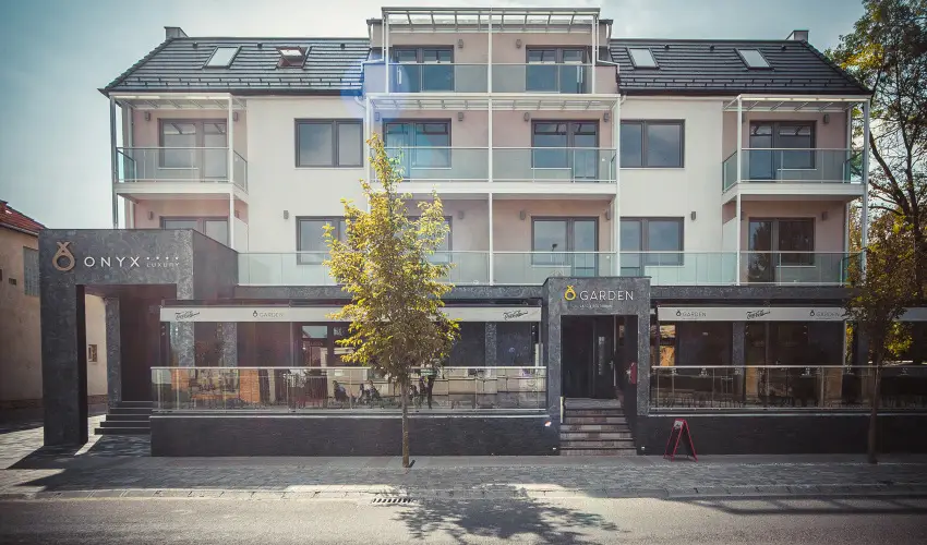 Onyx Luxury Srvr Srvr - Karcsony - teljes elrefizetssel