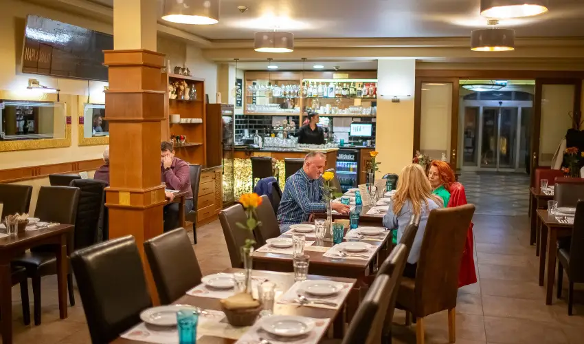 reg Miskolcz Hotel Miskolc - Karcsony