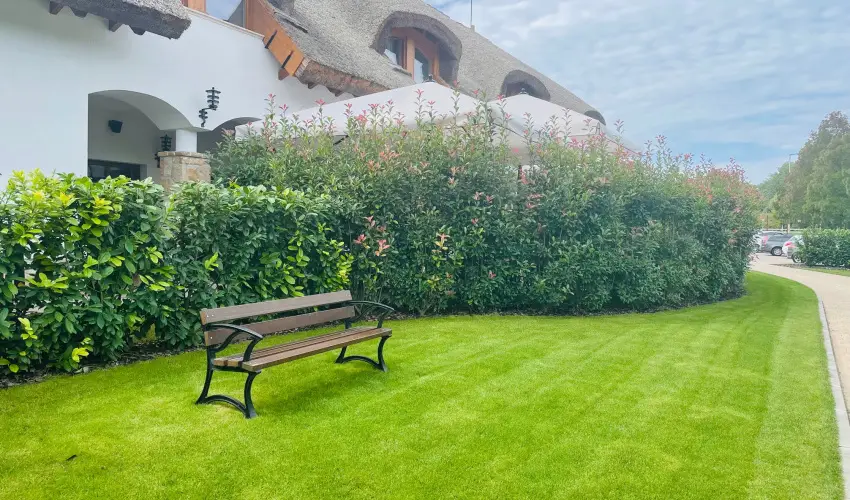 reg Halsz tterem s Fogad Tt - Karcsony