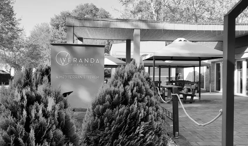 �reg-t� Hotel Tata - Kar�csony