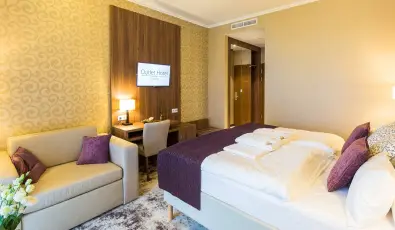 Outlet Hotel Polgr Polgr