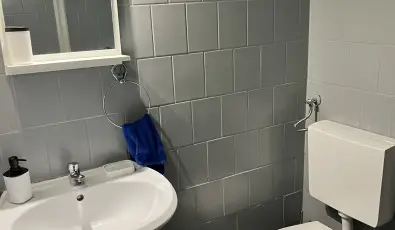 P�fr�ny Vend�gh�z Sz�lka