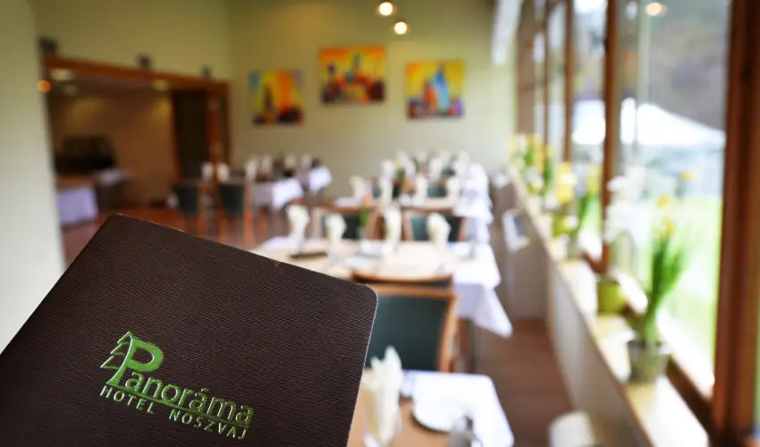Panorma Hotel Noszvaj Noszvaj - Karcsony (min. 2 j)