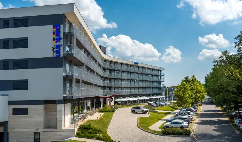 Park Inn by Radisson Zalakaros Resort & Spa Zalakaros - Meghitt kar�csony (min. 3 �j)