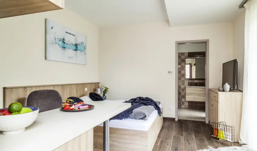 Pilger Vendghz Tihany - Karcsony (min. 3 j)