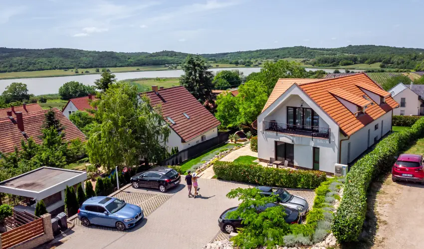 Pilger Vendghz Tihany - Karcsony (min. 3 j)