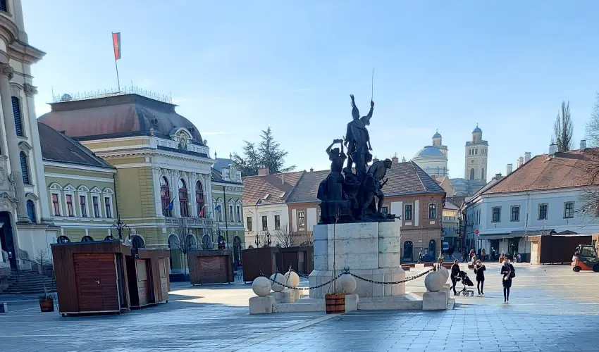 Pitypang Apartman Eger - Karcsony (min. 2 j)