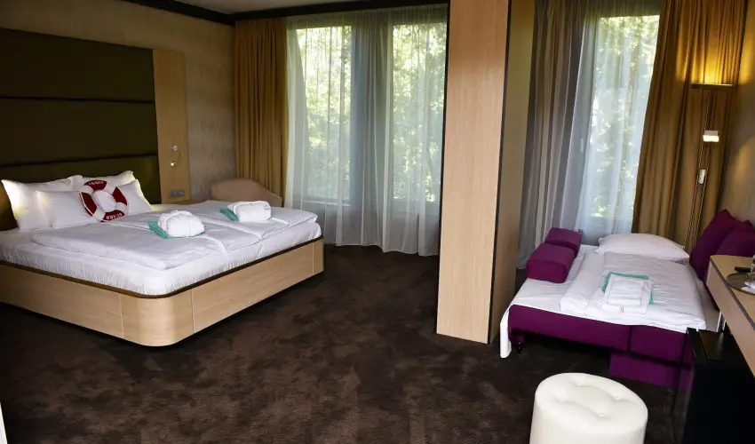 Portobello Wellness & Yacht Hotel Esztergom Esztergom - Karcsony (min. 2 j)