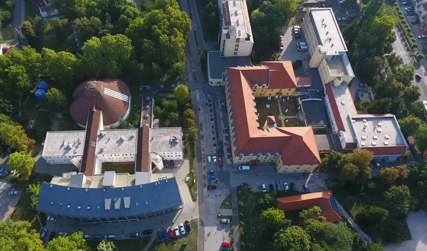 Harknyi Psoriasis Centrum Harkny - Karcsonyi feltltds (min. 2 j)