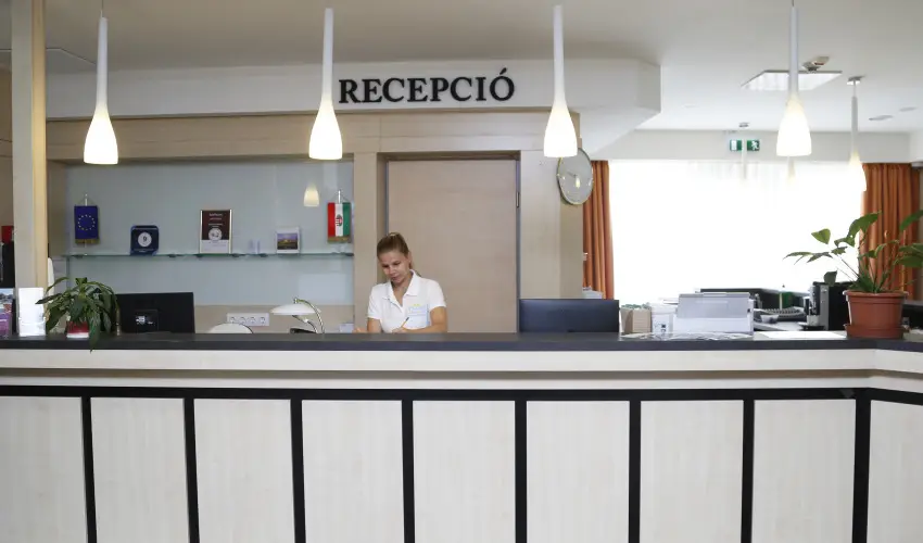 Harknyi Psoriasis Centrum Harkny - Karcsonyi feltltds (min. 2 j)