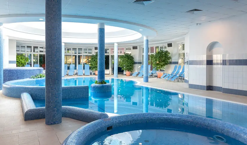 Puchner Kastélyszálló Bikal - Karácsony