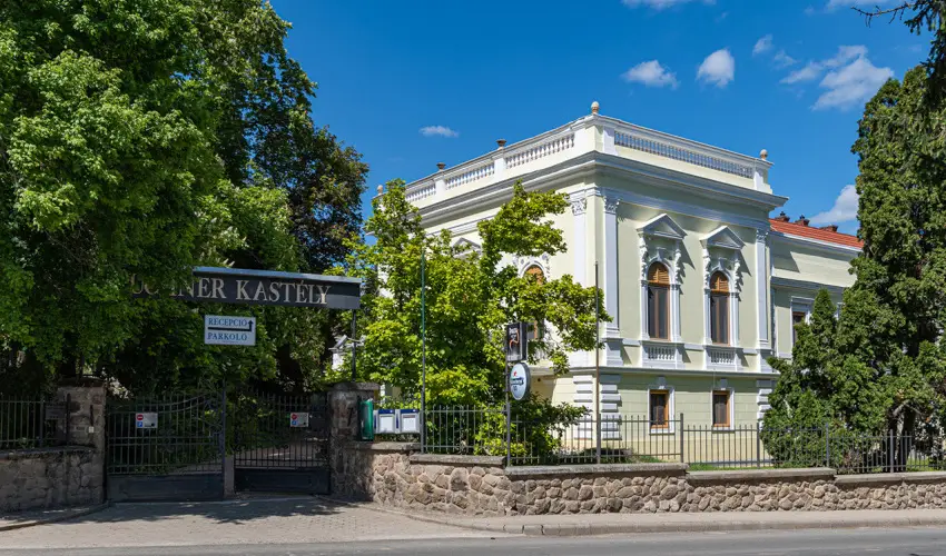 Puchner Kast�lysz�ll� Bikal - Kar�csony