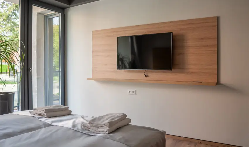 R31 Residence Srvr - Karcsony (min. 2 j)