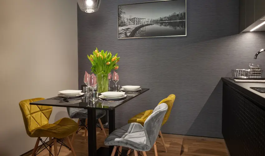 R31 Residence Srvr - Karcsony (min. 2 j)