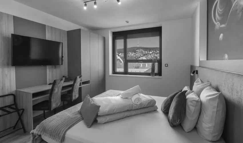 R73 Residences P�cs - Kar�csony (min. 2 �j)