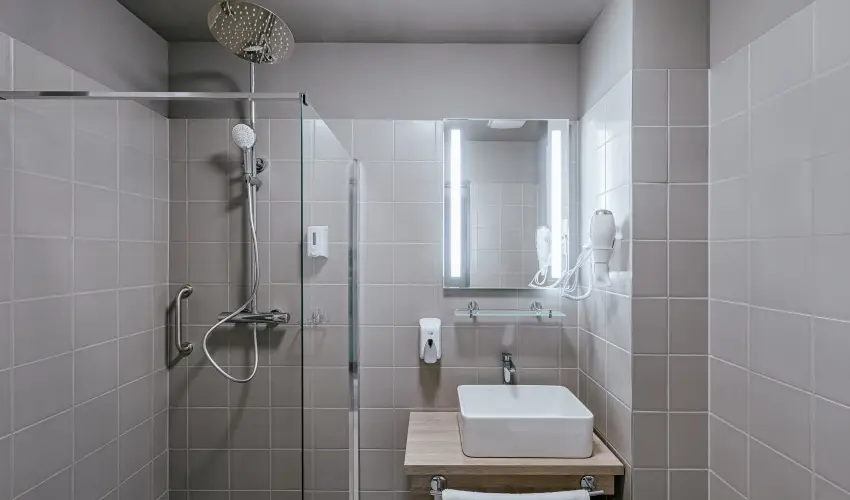 Rkczi Hotel, Tbor s Rendezvnykzpont Storaljajhely - Karcsony