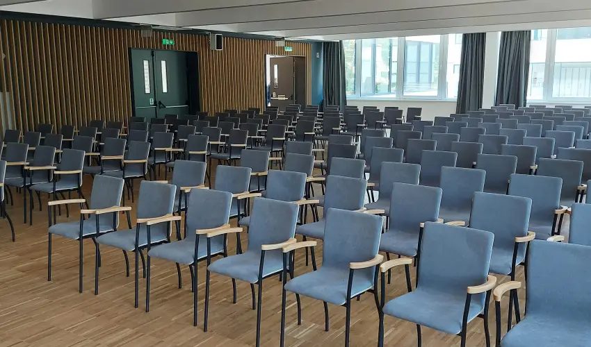 Rkczi Hotel, Tbor s Rendezvnykzpont Storaljajhely - Karcsony